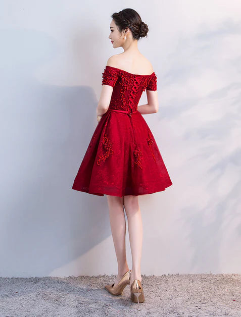 A-line Wine Red Off Shoulder Short Applique Homecoming Dress Prom Dress Graduation Party Dress