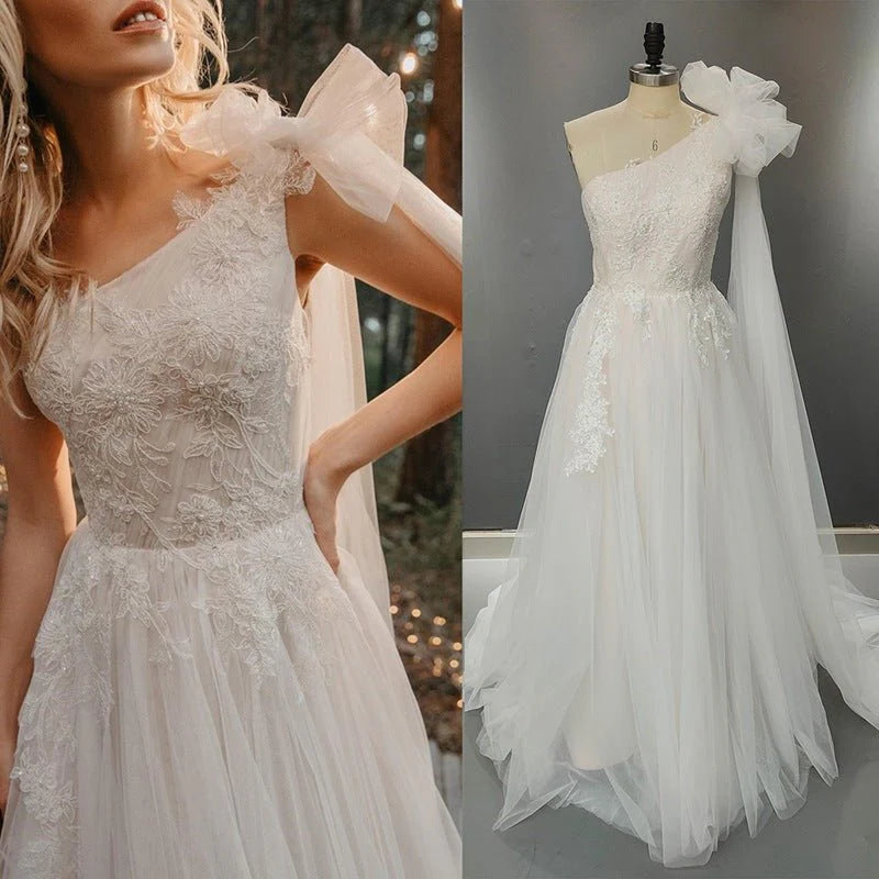A Line Ivory Tulle Lace One Shoulder Sleeveless  Beaded Zipper Train Wedding Dresses With Streamer