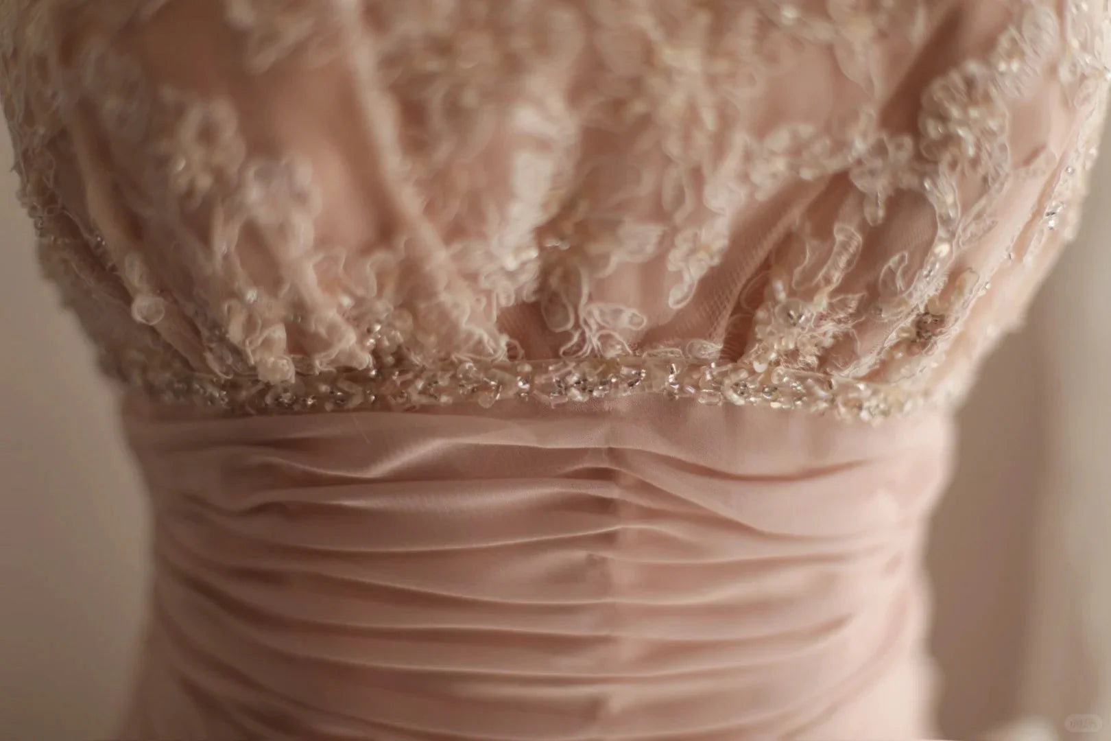 A Line Pink Strapless Pleated Princess Dress Wedding Dress Sleeveless Long Evening Dress With Train