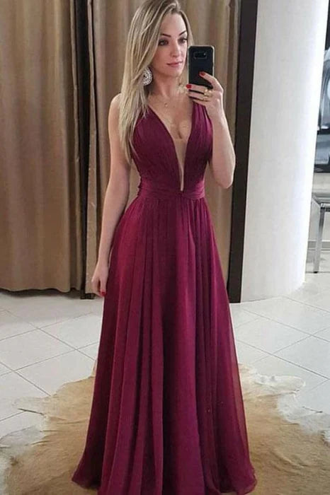A Line Sexy Halter V Neck Chiffon Prom Dress Floor Length Bridesmaid Dresses With Pleated