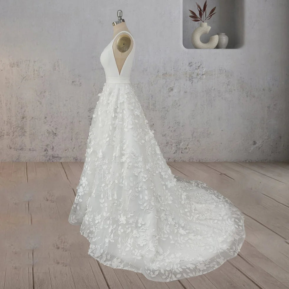 A Line White Tulle Lace V Neck Sleeveless Flowers Sweep Train Wedding Dresses With Beaded