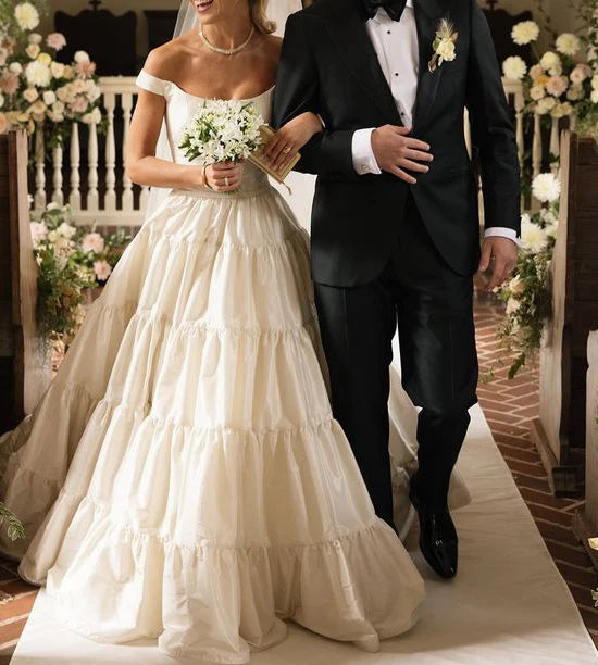 A line Discount Wedding Dresses Off The shoulder Wedding Dress Floor Length Bride Dress For Women No Veils