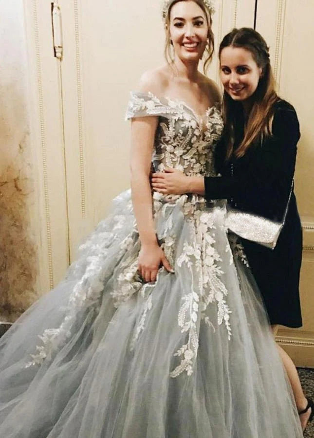 Ball Gown Beautiful Light Grey Tulle Off-the-Shoulder Lace-Up Appliques Floor length Wedding Dresses
