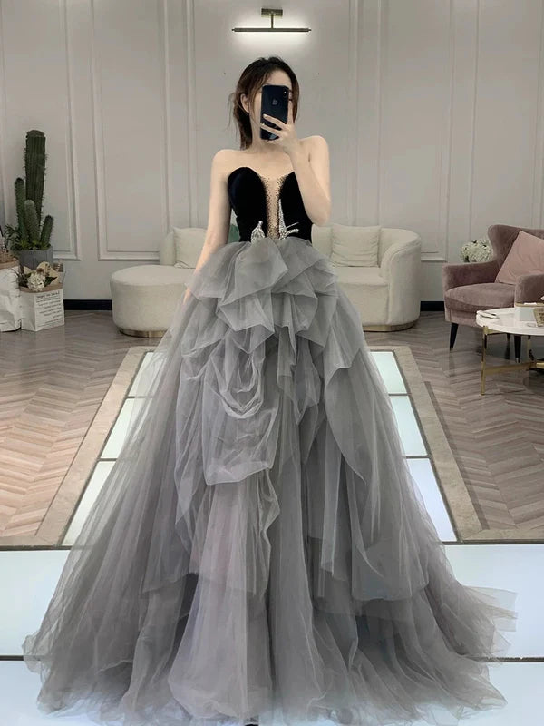 Ball Gown Sweetheart Sleeveless Strapless Pleated Tulle Gray Long Prom Dresses