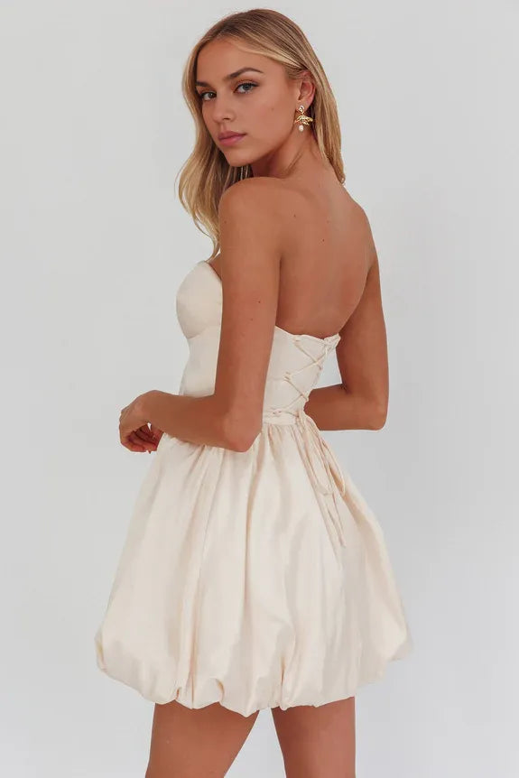 Balloon Skirt Sweetheart Strapless Lace-Up Panna Cotta Mini Homecoming Dress