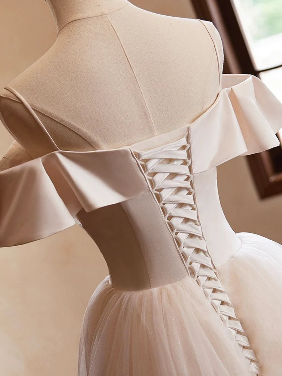 Beautiful Champagne Spaghetti Straps Pleated Floor Length Prom Dress Sleeveless Backless Evening Party Dress