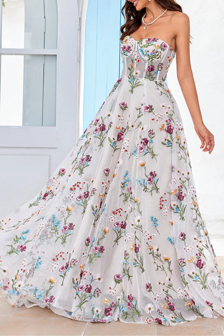 Beautiful Ivory A Line Sweetheart Neck Long Wedding Dress with Embroidery