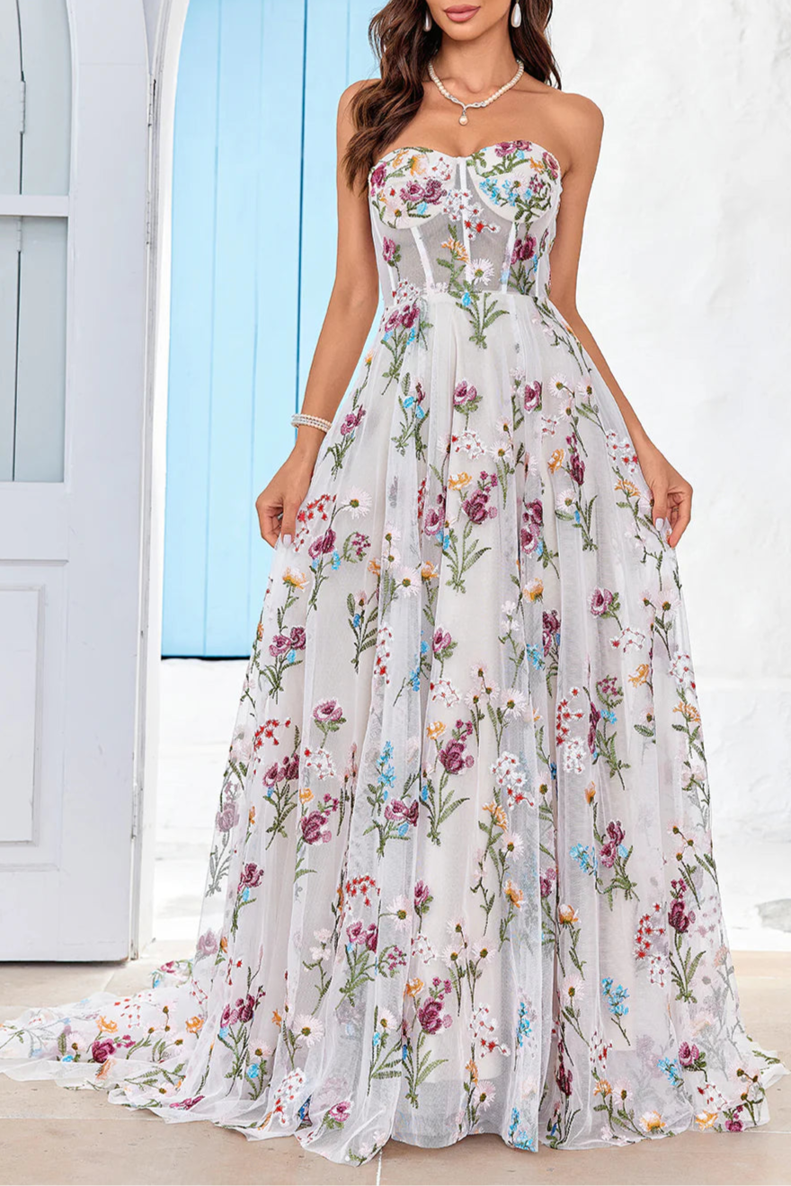 Beautiful Ivory A Line Sweetheart Neck Long Wedding Dress with Embroidery