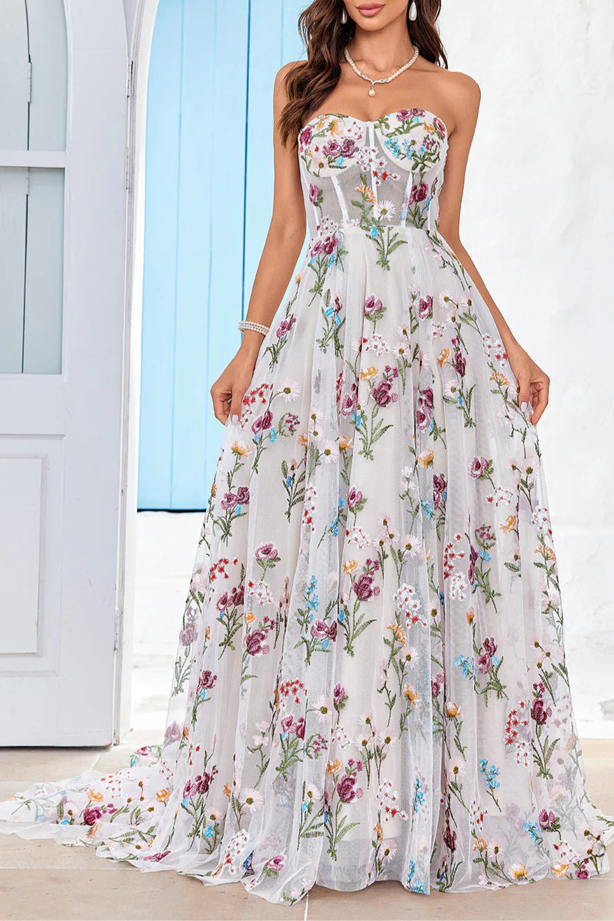 Beautiful Ivory A Line Sweetheart Neck Long Wedding Dress with Embroidery