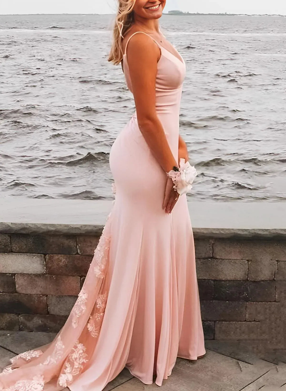Beautiful Mermaid V-Neck Lace Applique Light Blue Prom Dress With Sweep Train
