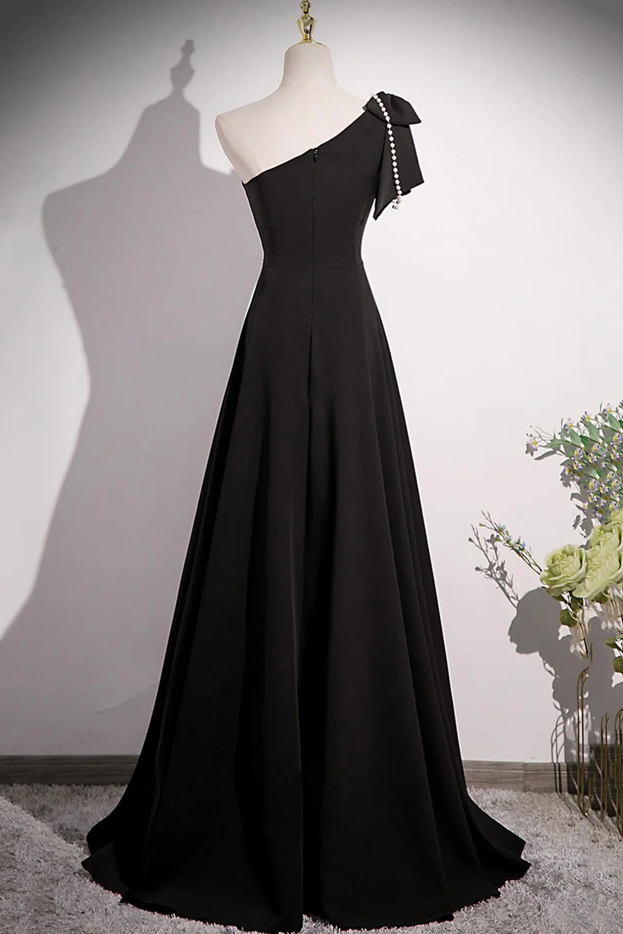 Black A-Line Long Prom Dress Simple One Shoulder Beaded With Bow Floor Length Party Dress