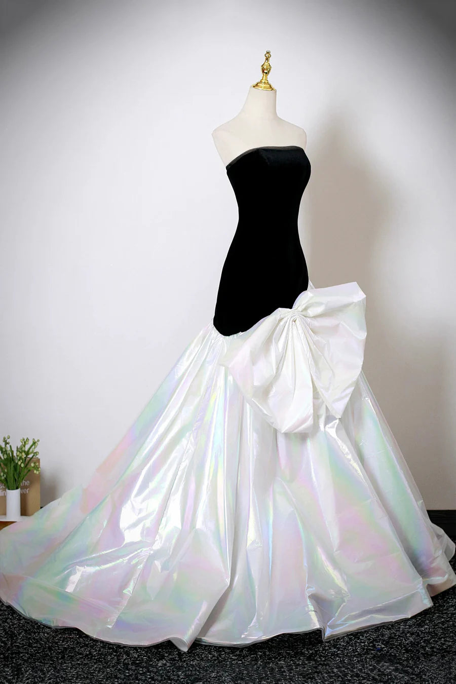 Black And White Velvet Colorful Satin Floor length Prom Dress Mermaid Strapless Party Dress