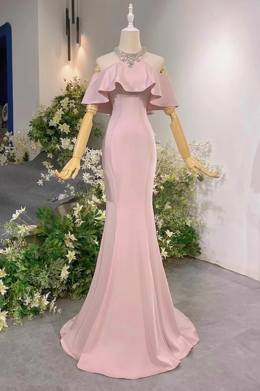 Black Mermaid Halter Floor length Long Prom Dress Evening Party Dress With Rhinestones