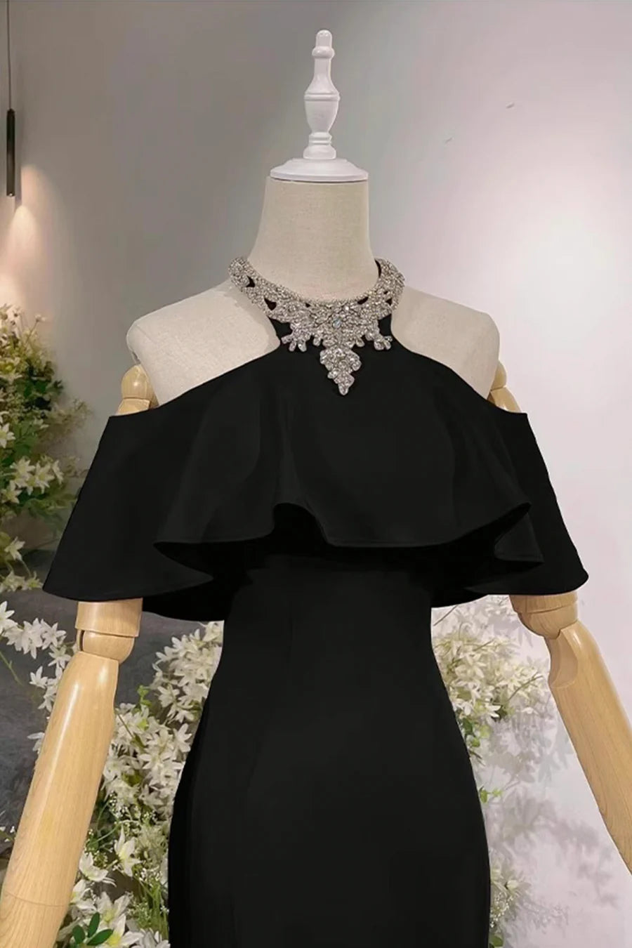 Black Mermaid Halter Floor length Long Prom Dress Evening Party Dress With Rhinestones