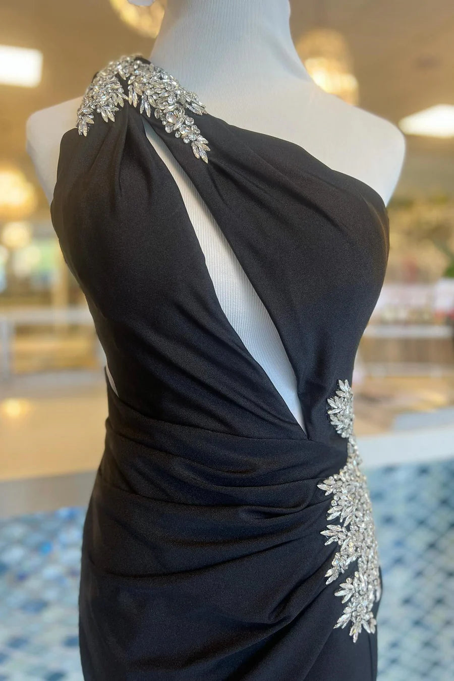 Black One-Shoulder Hollow Short Dress Homecoming Dress With Rhinestones