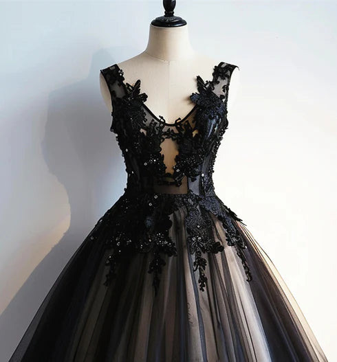 Black V-neckline Tulle with Lace Hollow Short Party Dress Homecoming Dress