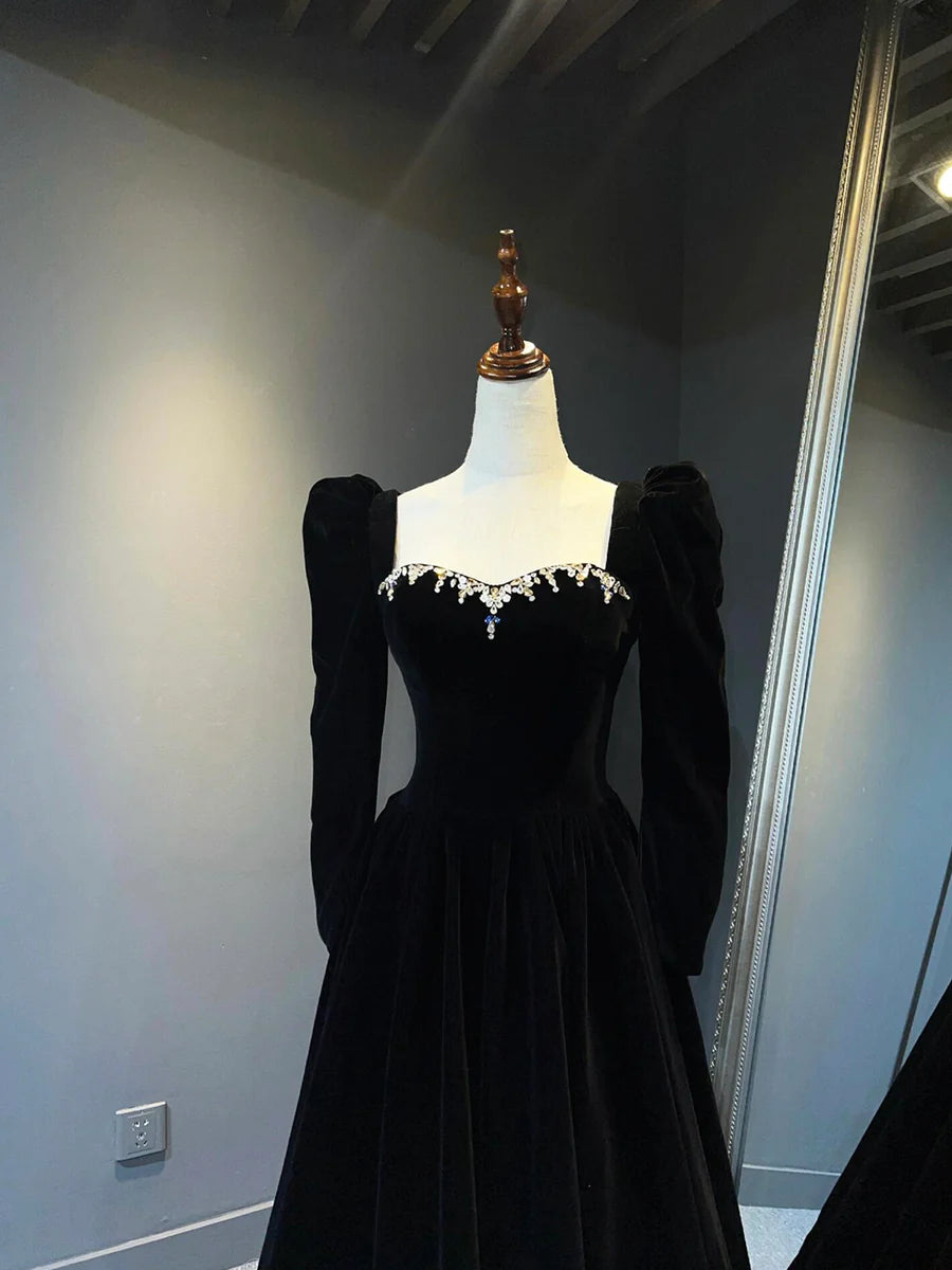Black Velvet Sequins Sweetheart Long Sleeves Long Prom Dress A-Line Lace Up Evening Party Dress