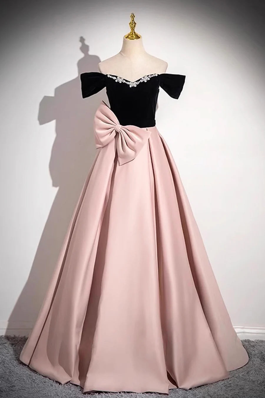 Black and Pink Velvet  Satin Long Prom Dress A-Line Off the Shoulder Party Dress With Bow