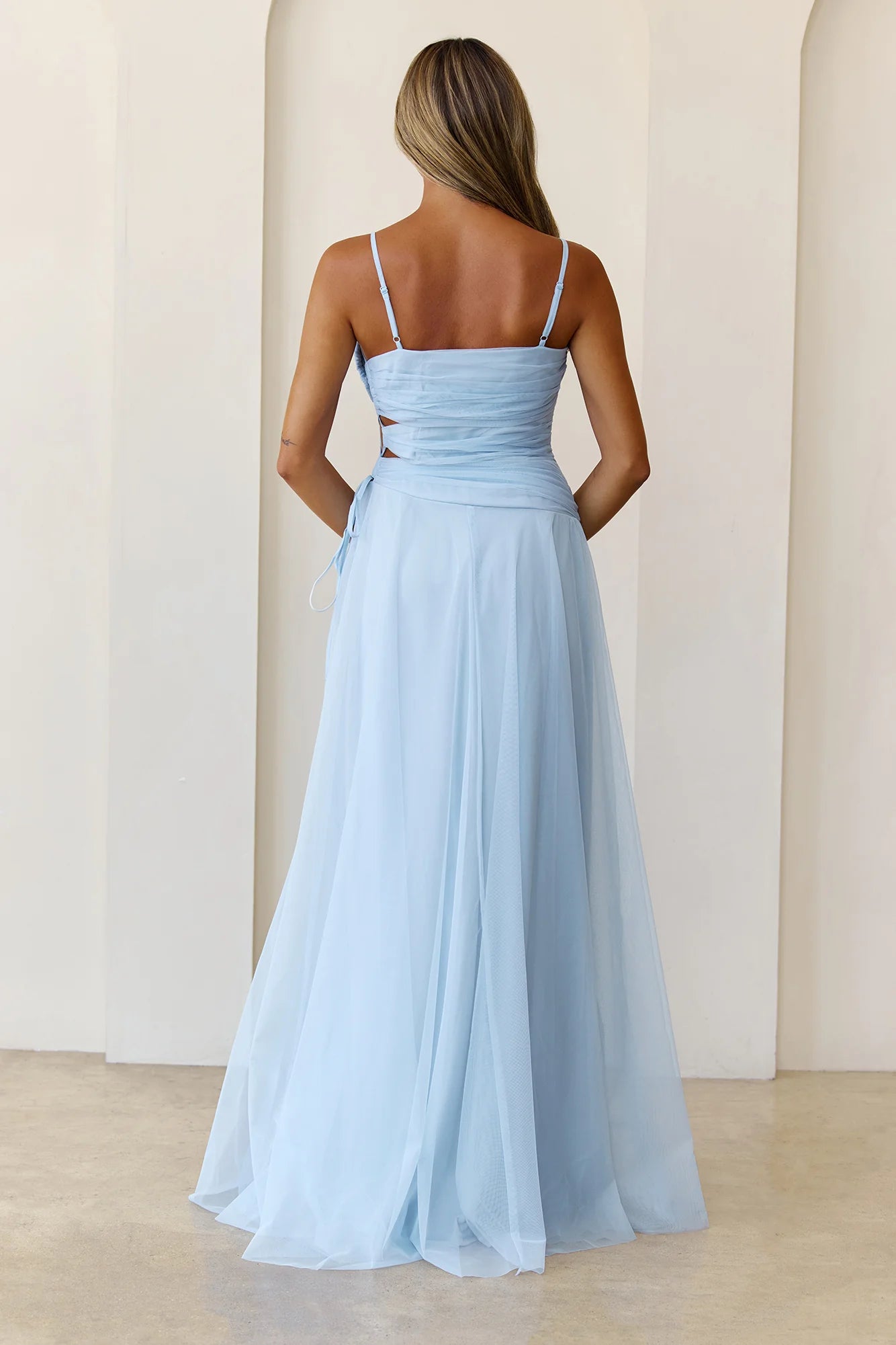 Budget A-line Spaghetti Straps Pleated Tulle Blue Maxi Prom Dress For Women