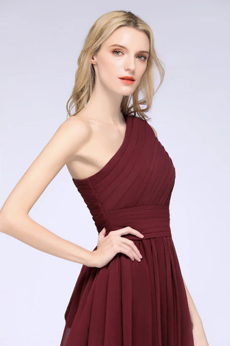 Burgundy Chiffon Pleated One Shoulder Ruffle Short Bridesmaid Dresses Homecoming Dress