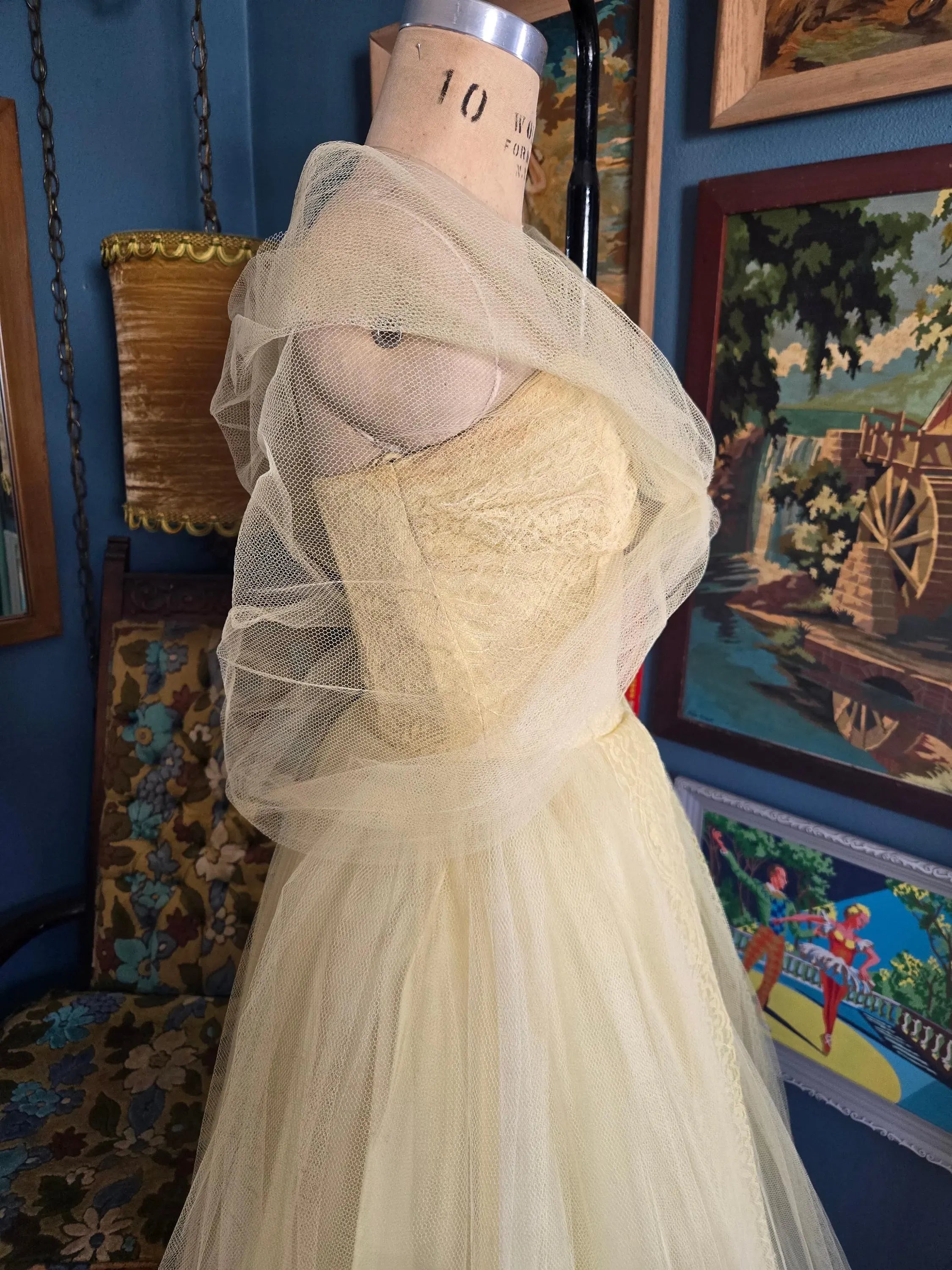 Charming A-Line Strapless Lace Tulle Pale Yellow Midi Prom Dress With Bow