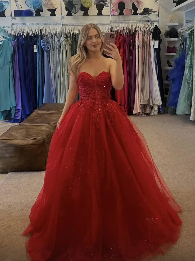 Charming Ball Gown Sweetheart Applique Lace Glitter Tulle Red Long Prom Dress