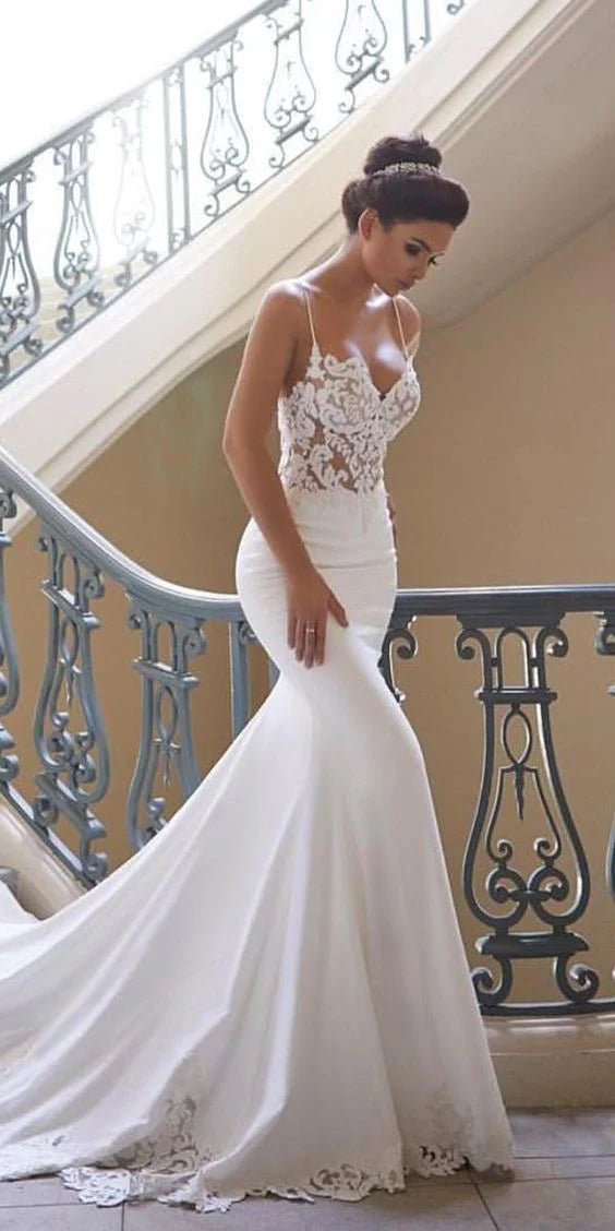 Charming Lace Appliques Mermaid Spaghetti Straps Sleeveless Wedding Dresses With Overlength Train