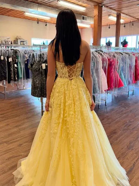 Cheerful A Line Sweetheart Corset Lace Applique Tulle Yellow Train Prom Dress