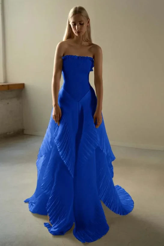 Chic Beige Strapless Sleeveless Pleated Contrast Color Stitching Long Prom Dress With Asymmetrical Hem