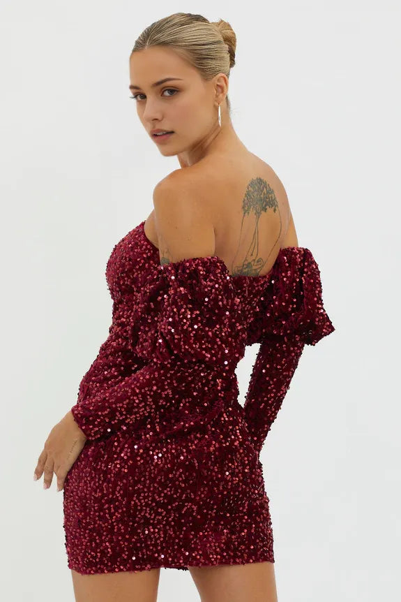 Chic Off-shoulder Long Sleeves Velvet And Sequin Wine Mini Homecoming Dress
