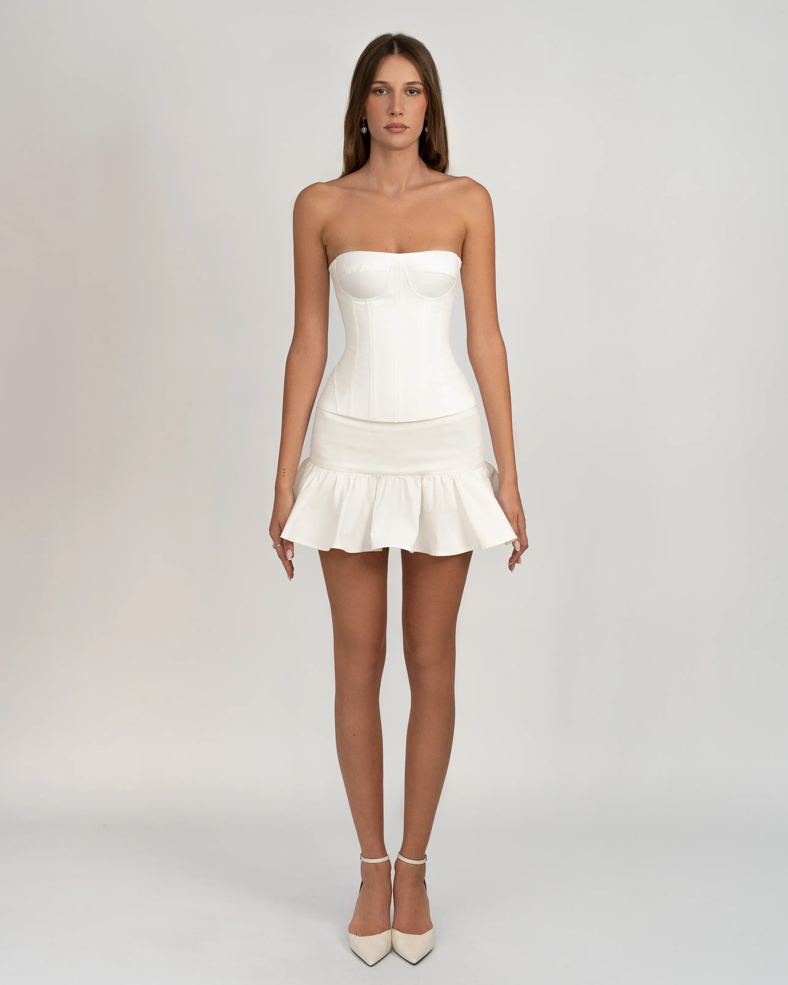 Chic Sheath Strapless Corset Bodice Ruffled Hem White Mini Prom Dress Hot Sale