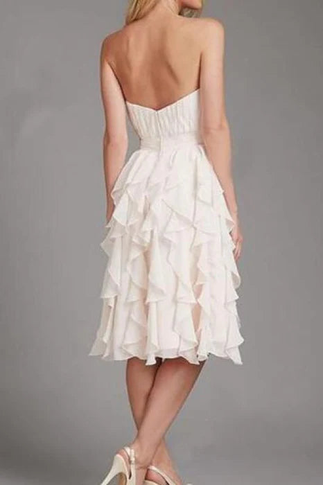 Chiffon Strapless Knee-length A-line Short Bridesmaid Dresses Sleeveless Prom Dress With Ruffle