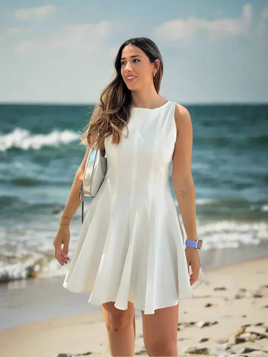 Classic A-Line Boat-Neck Sleeveless White Short Casual Summer Homecoming Dress
