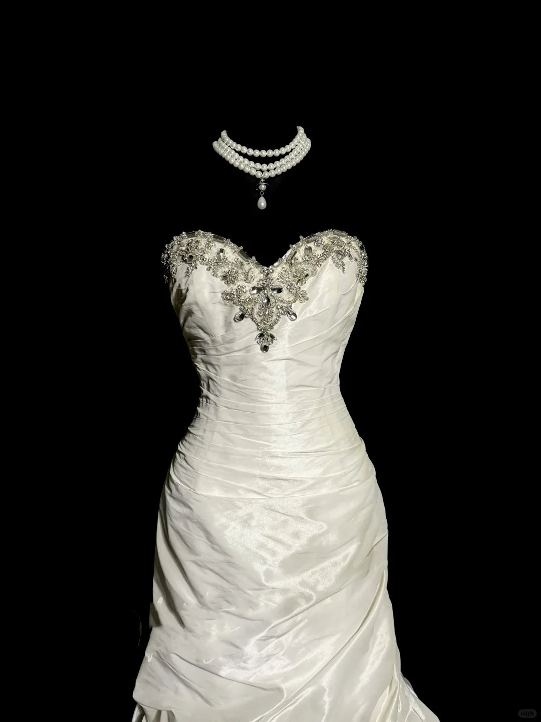 Classy Ivory Taffeta Diamond Mermaid Sweetheart Neck Long Wedding Dress Bridal Dresses