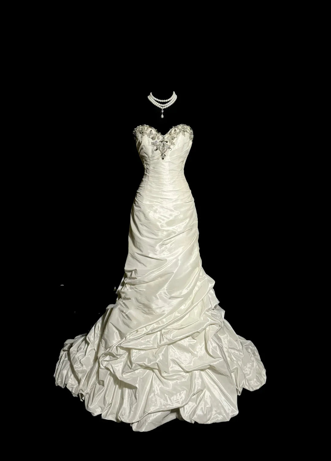 Classy Ivory Taffeta Diamond Mermaid Sweetheart Neck Long Wedding Dress Bridal Dresses