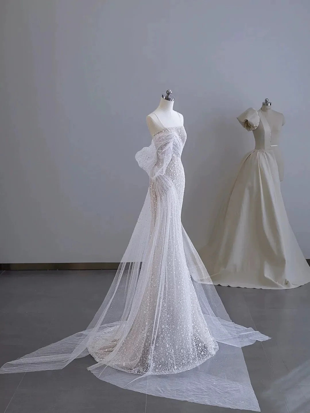 Classy White Sequin Tulle Open Back Mermaid Spaghetti Straps Long Wedding Dress Bridal Dresses