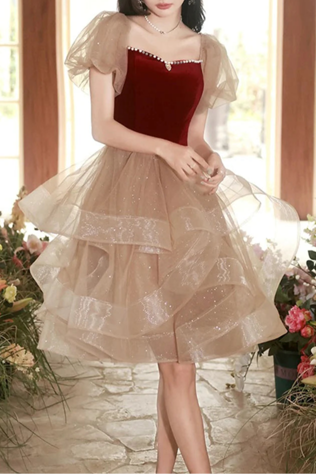 Cute Burgundy Tulle Velvet With Beaded A-line Ruffle Sweetheart Neck Homecoming Dresses