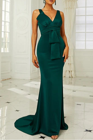 Dark Green Pleated V-Neck Ruffles Mermaid Floor length  Slit Long Evening Dress With Train