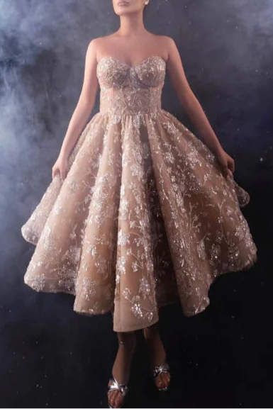 Discount A-Line Lace Sequins Sweetheart Sleeveless Beaded Appliques Tea-Length Prom Dress