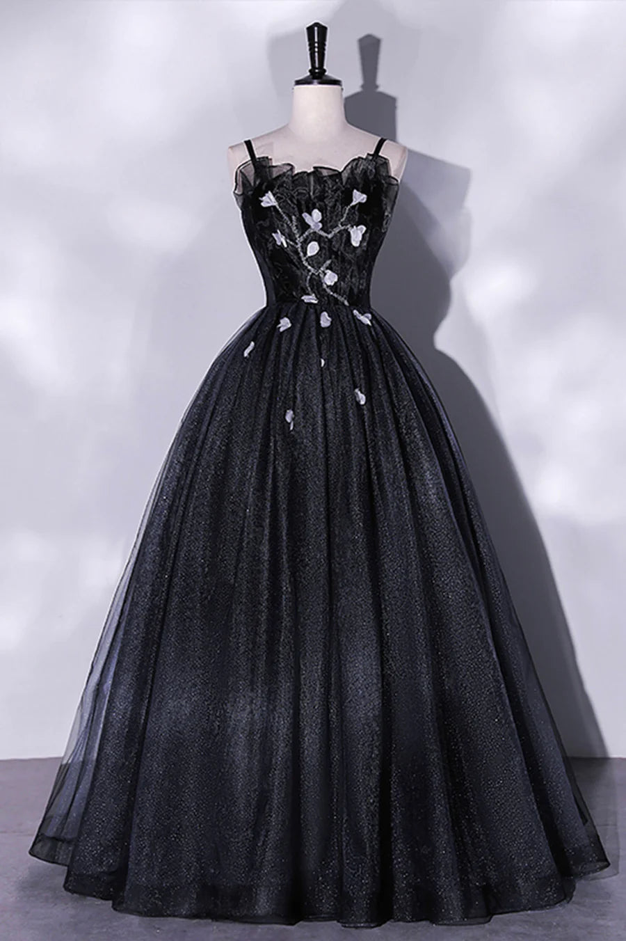 Discount A-Line Spaghetti Strap Tulle Black Long Prom Dress With Flowers Beaded