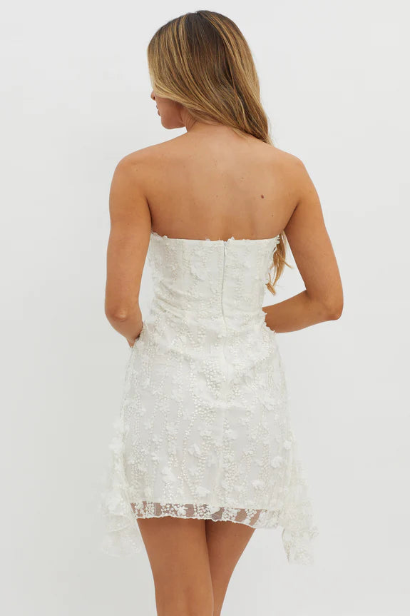 Discount Pretty Strapless Embellished Mesh White Mini Homecoming Dress