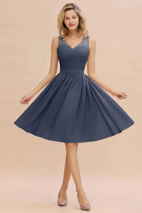 Dusty Blue Chiffon Lace Ruffle Short Bridesmaid Dress V-Neck Aline Knee Length Homecoming Dress