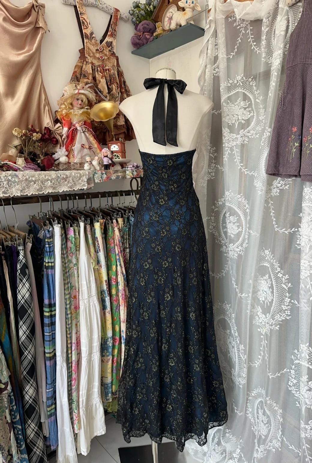 Elegant Blue Satin Black Lace Backless A-Line Party Dress Vintage Formal Appliques V-Neck Evening Gowns