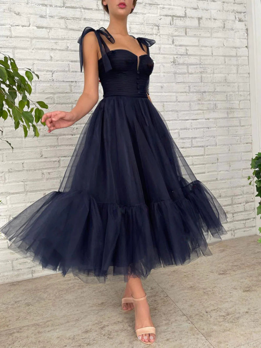Elegant dark blue short tulle prom dress with A-line silhouette.