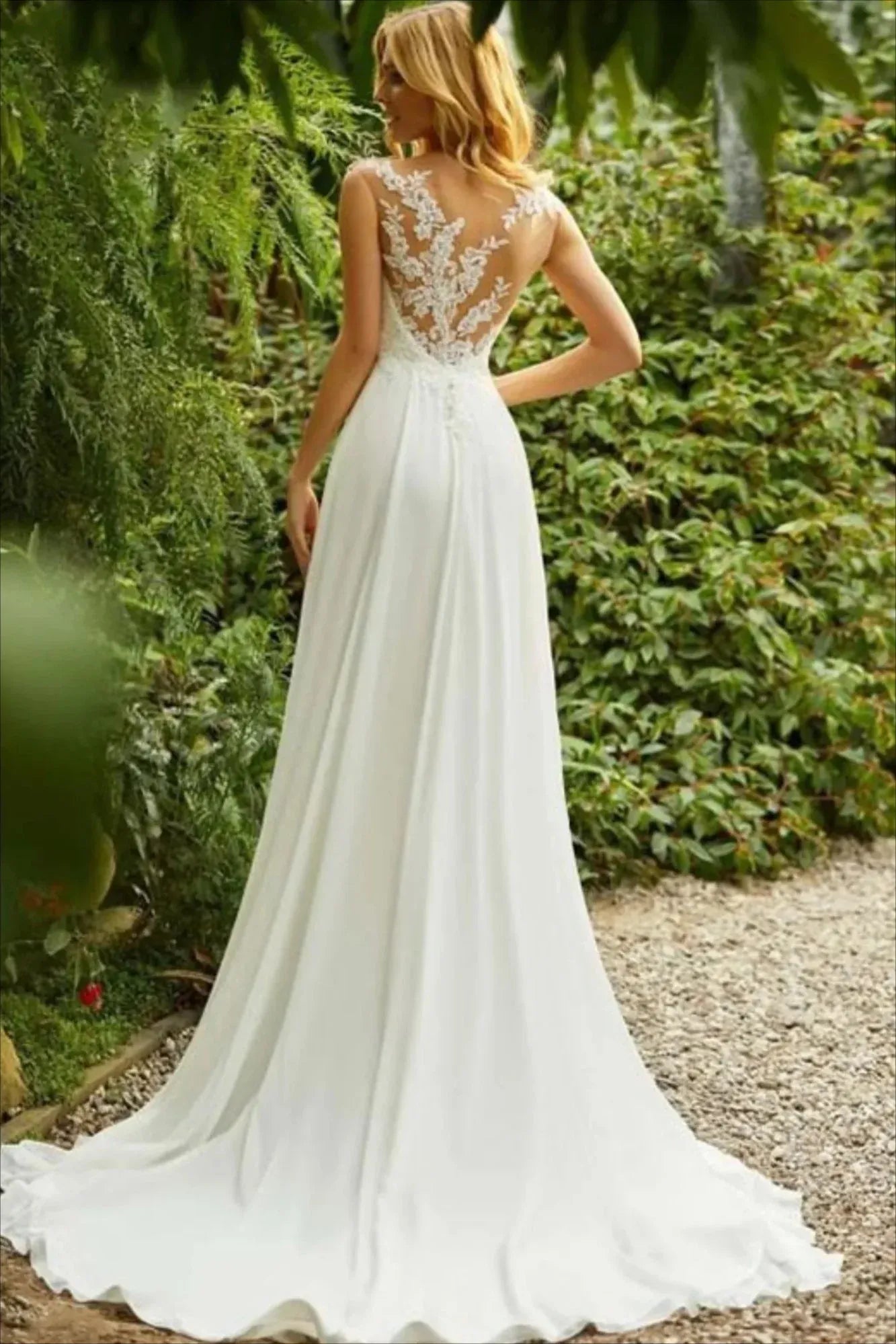 Elegant A-Line Illusion Cap Sleeve Applique Lace White Long Wedding Dress For Women