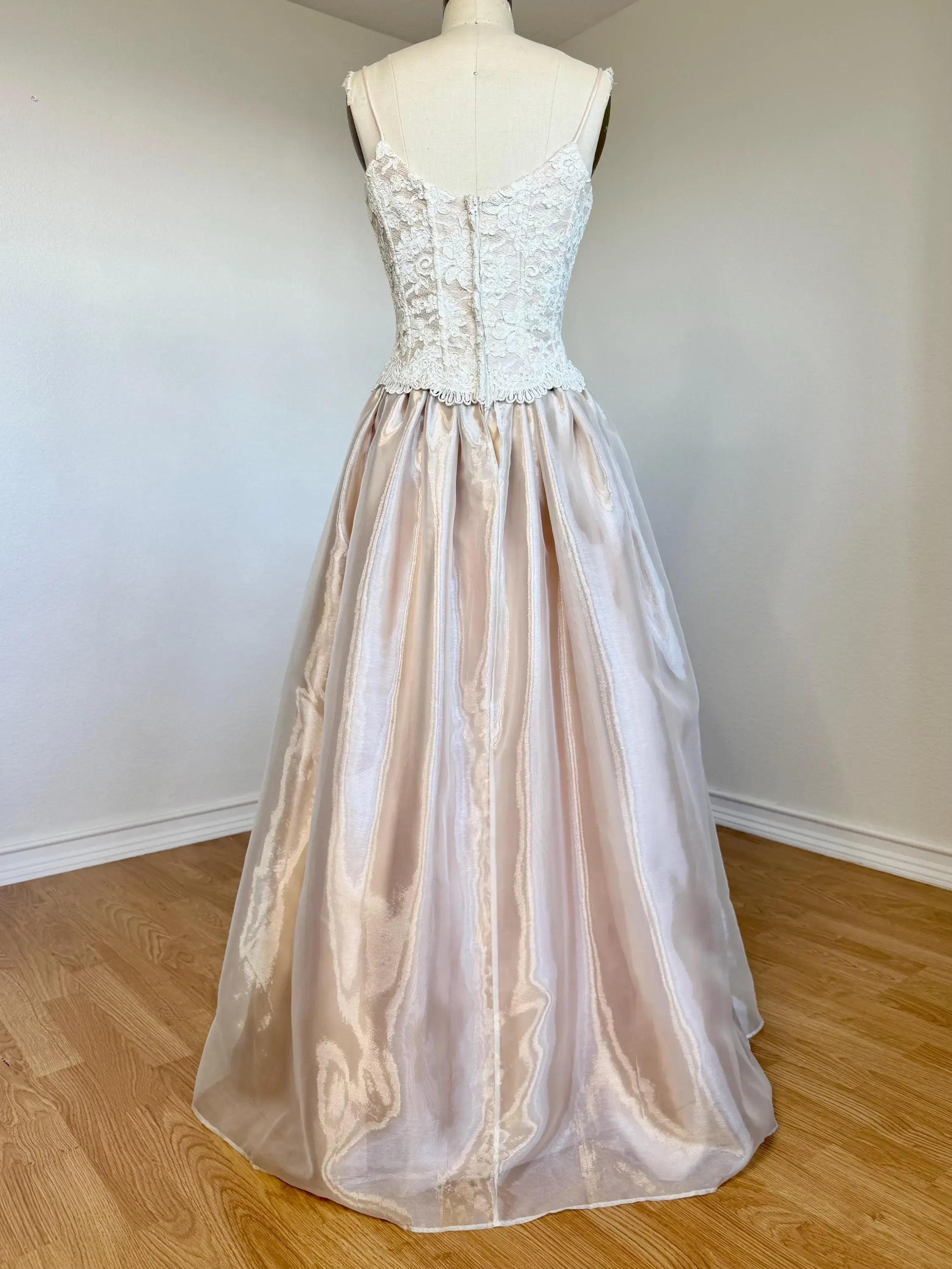 Elegant A-Line Spaghetti Straps Corset Lace Organza Blush Long Prom Dress
