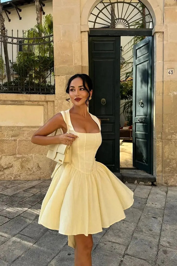 Elegant A-Line Square Neck Corset Open-Back Bow Yellow Mini Homecoming Dress
