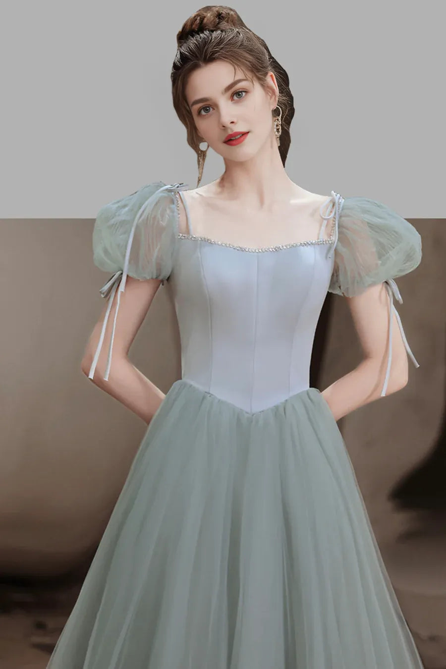 Elegant A-Line Square Neck Short Sleeves Beaded Tulle Green Prom Dresses