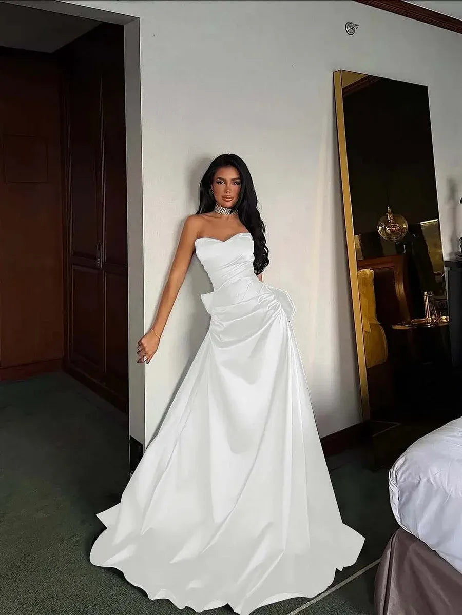 Elegant A-Line Strapless Pleated Bow Detail Satin Black Floor Length Prom Dress