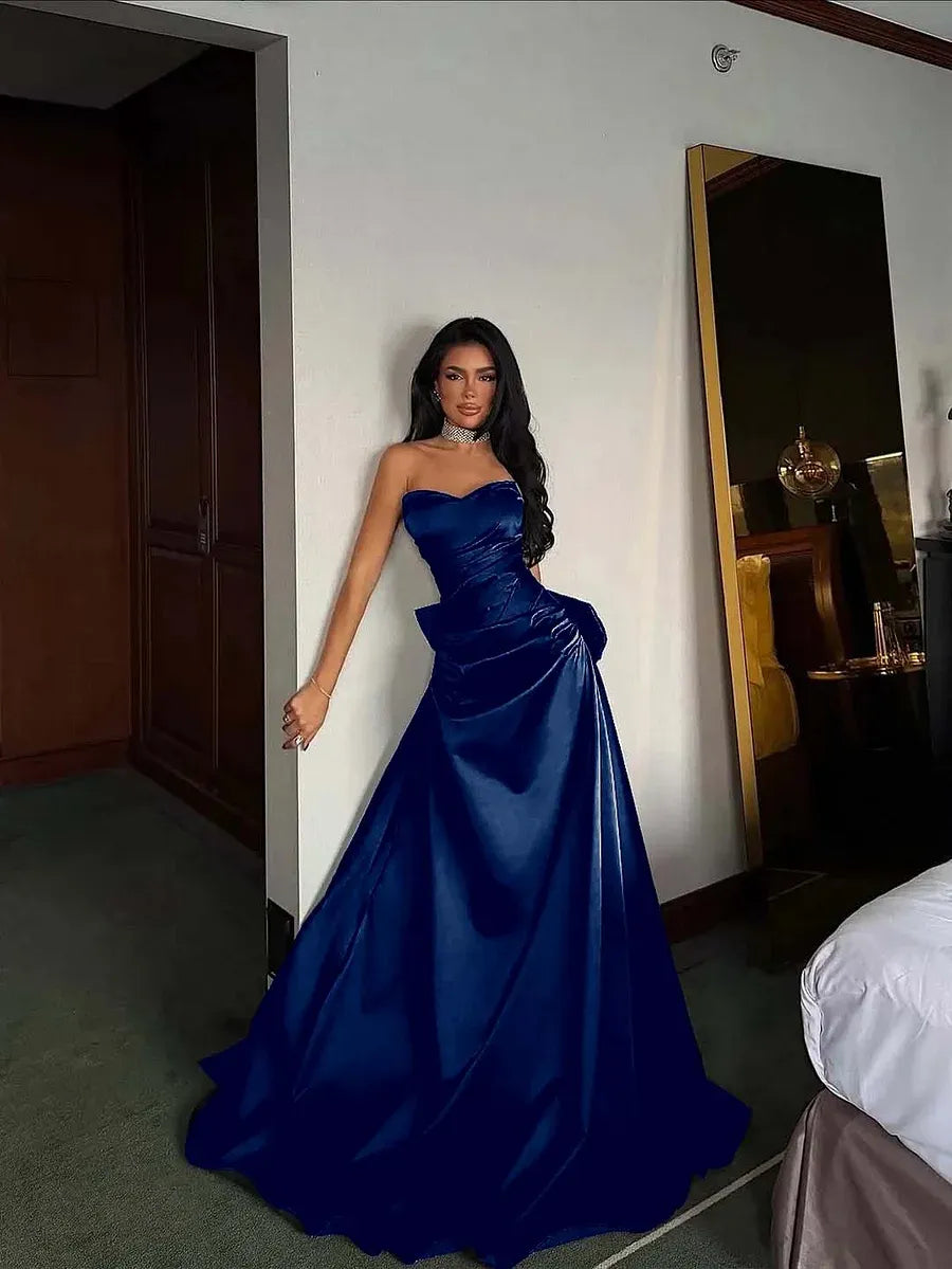 Elegant A-Line Strapless Pleated Bow Detail Satin Black Floor Length Prom Dress